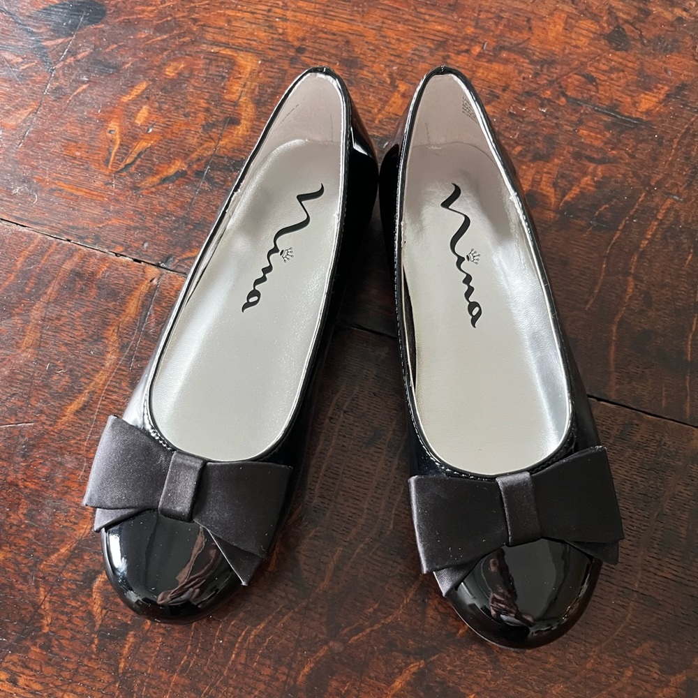 Nina girls size 13 black patent bow shoe